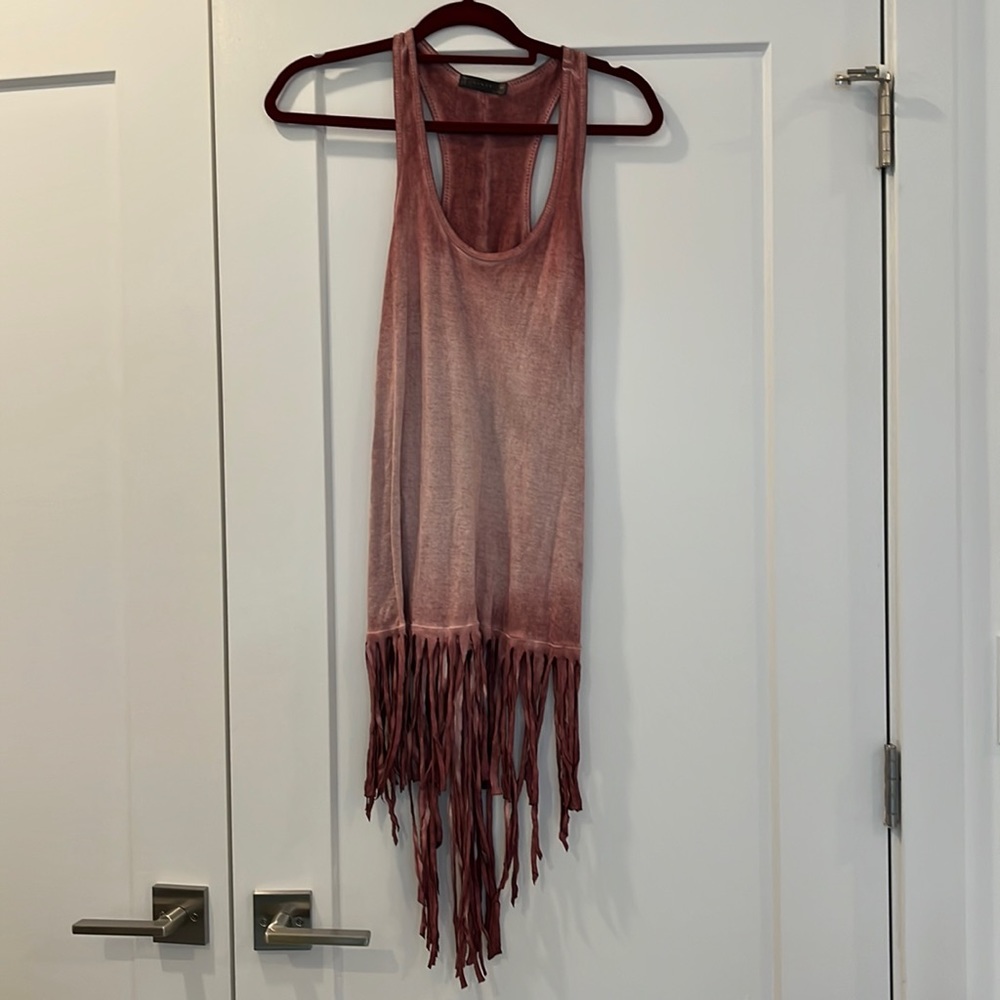 T Party size M tank